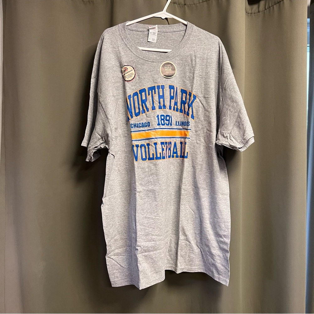 North Park Volleyball Gray Graphic Tee Size L